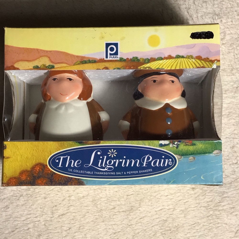 Pilgrim Pair Salt and Pepper Shakers